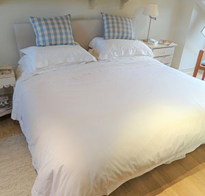 bedroom1 Bedroom 1